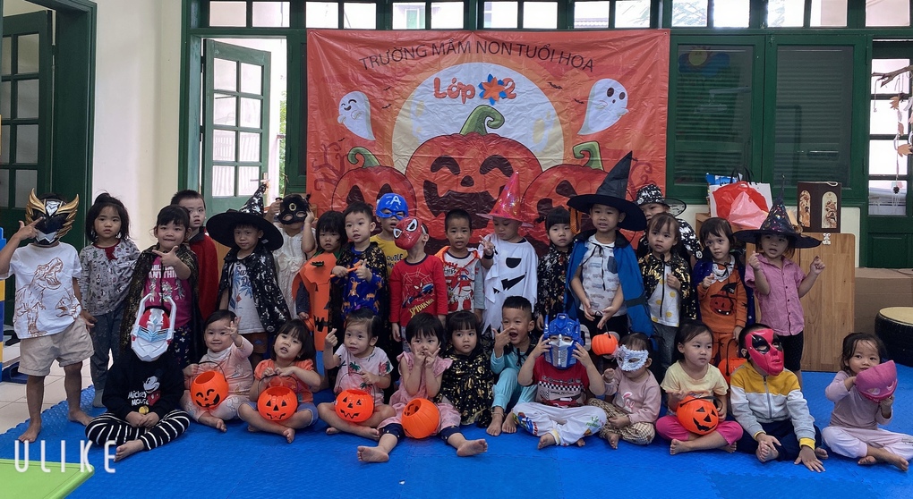 Hoạt động tham gia lễ hội Halloween của các bé lớp C2