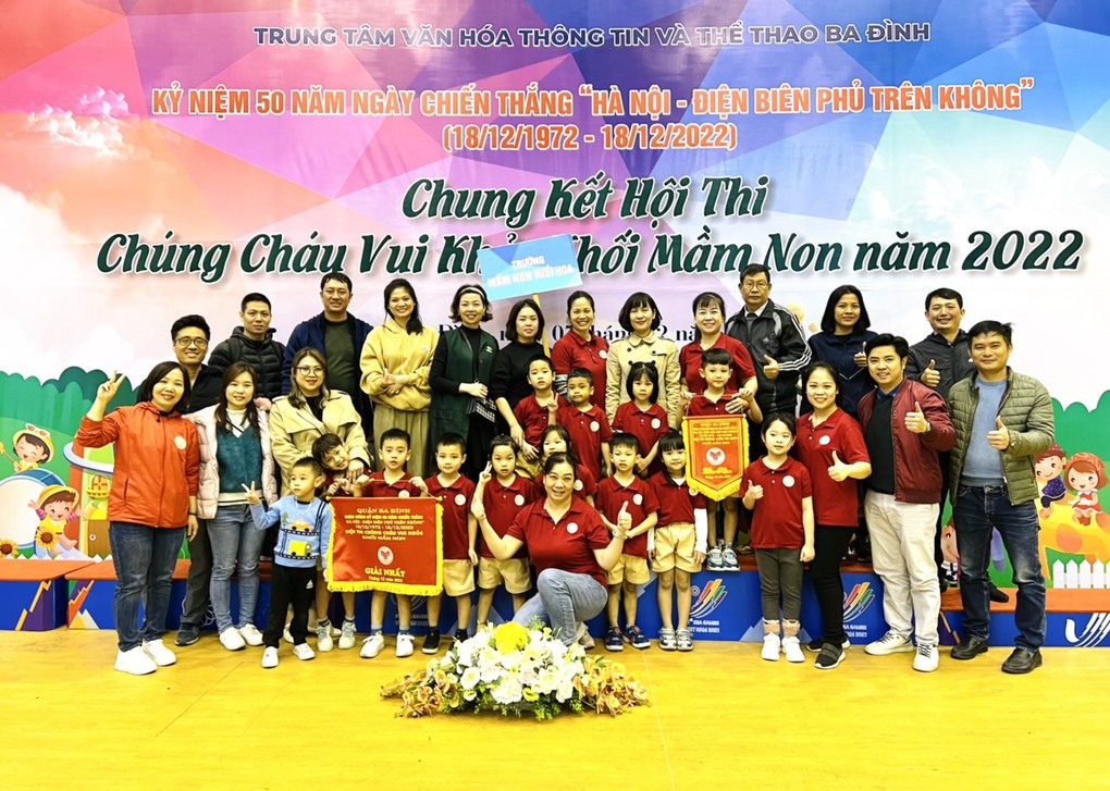 Chúc mừng đội tuyển Trường Mầm non Tuổi Hoa đạt giải Nhất hội thi "Chúng cháu vui khỏe" cấp Quận năm học 2022- 2023