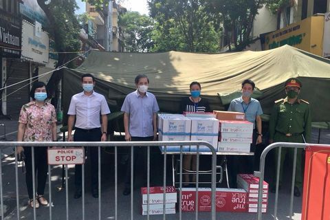 Quận Ba Đình: Chăm lo đời sống cho những hoàn cảnh khó khăn trong mùa dịch