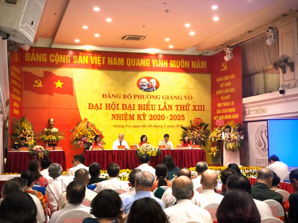 Chúc mừng Đại hội Đại biểu Đảng bộ phường Giảng Võ khóa XIII - nhiệm kỳ 2020 - 2025 thành công rực rỡ.