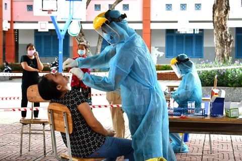 Quận Ba Đình xét nghiệm diện rộng cho Nhân dân để phòng, chống Covid-19
