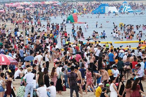 BẮT BUỘC: Người tạm trú tạm vắng phải khai báo y tế khi trở lại Hà Nội sau kỳ nghỉ lễ 30/4 - 1/5