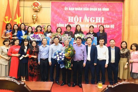 Trường mầm non Tuổi Hoa chúc mừng đồng chí lê Diệu Thúy được bổ nhiệm chức vụ Phó Hiệu trưởng.