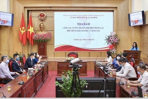 Phổ biến pháp luật cho gần 4.000 cán bộ, giáo viên quận Ba Đình