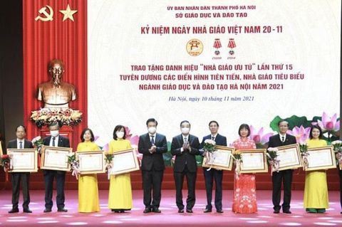Tuyên dương các điển hình tiên tiến, nhà giáo mẫu mực của Thủ đô