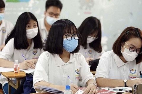 Hà Nội nới điều kiện mở cửa trường, học sinh THPT đi học từ 6-12