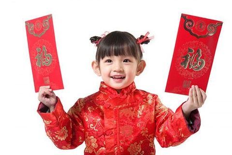 Hướng dẫn trẻ sử dụng tiền lì xì sao cho đúng