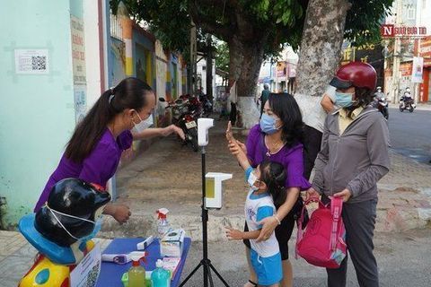 Quận Ba Đình: Từ ngày 21/2/2022 học sinh các khối lớp 1, 2, 3, 4, 5, 6 trở lại trường học