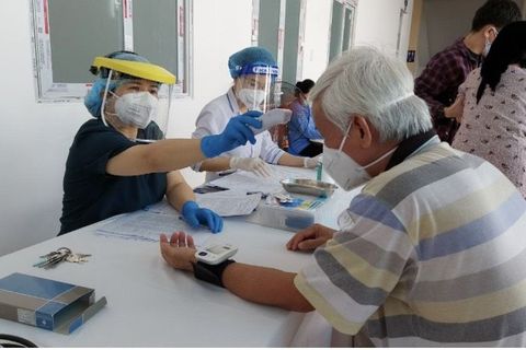 Quận Ba Đình: Tăng cường quản lý, bảo vệ người thuộc nhóm nguy cơ mắc COVID-19