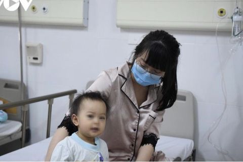 Cảnh báo nguy cơ nhiều trẻ mắc Covid-19 nặng khi số F0 ở trẻ gia tăng