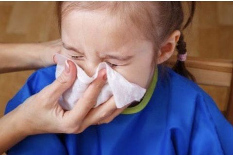 Vệ sinh mũi đúng cách để không bị COVID hỏi thăm