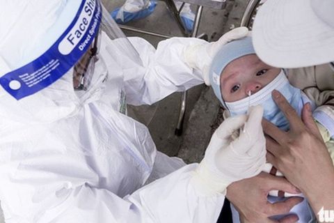 Mới: Không nhất thiết phải test COVID-19 thường xuyên cho mọi trẻ sơ sinh