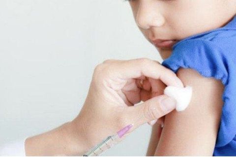 Những phản ứng trẻ 5-11 tuổi có thể gặp sau tiêm vắc xin ngừa Covid-19