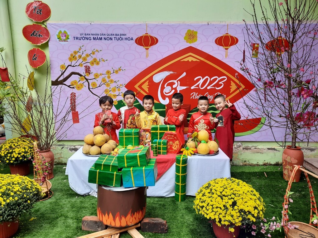 Rộn ràng đón xuân của các bé trường Mầm non Tuổi Hoa.