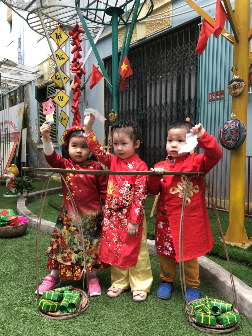 Các bé lớp C1 xinh xắn hưởng ứng tuần lễ áo dài 2023