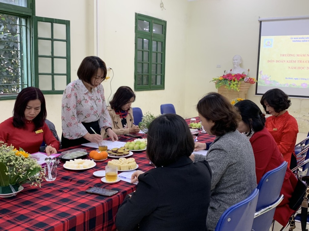 Trường mầm non Tuổi Hoa đón kiểm tra chuyên đề của Phòng giáo dục