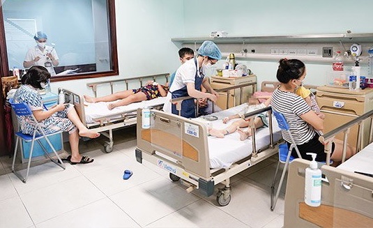 5 Triệu chứng điển hình khi trẻ mắc Adenovirut lúc nào cần đến bệnh viện khám kịp thời