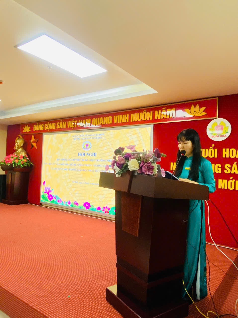 Trường mầm non Tuổi Hoa tổ chức thành công Hội nghị tiếp xúc đối thoại trực tiếp giữa Bí thư chi bộ - Hiệu trưởng nhà trường với CBGVNV và Cha mẹ học sinh năm học 2024- 2025