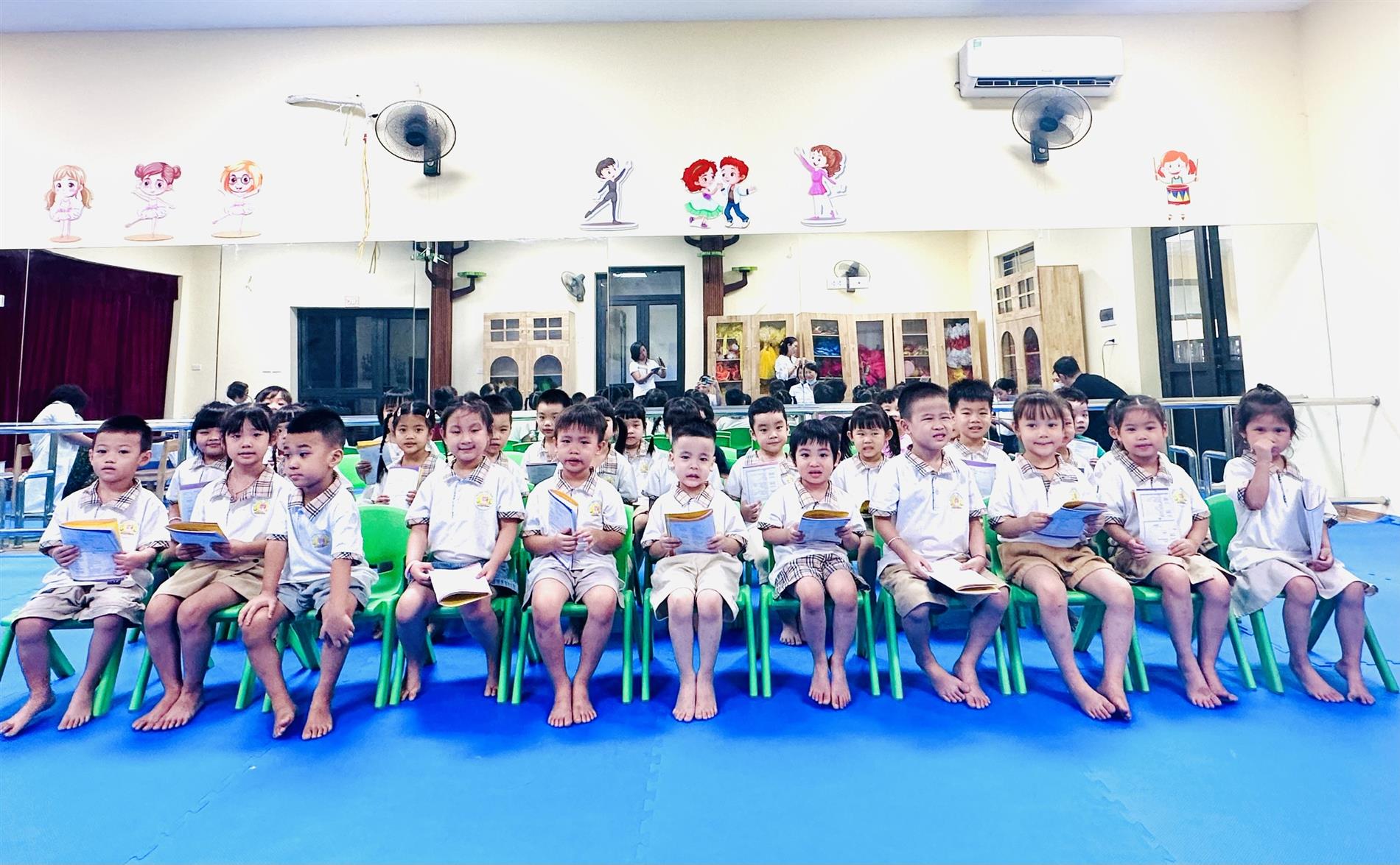 Khám Sức Khỏe Đầu Năm – Trải Nghiệm Ý Nghĩa Của Các Bé B2