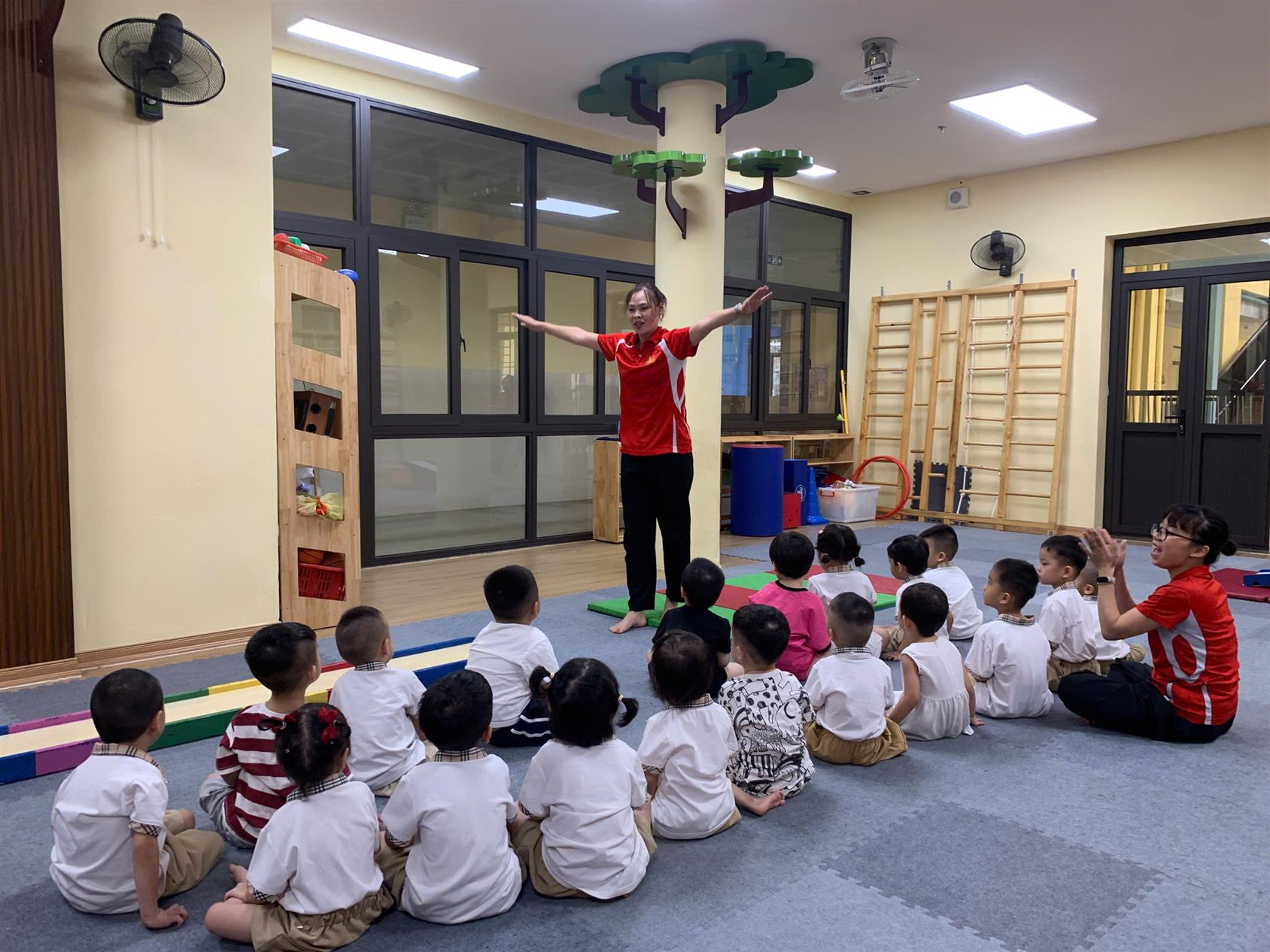 Cùng lớp MGB C3 khám phá Gymkids – Vừa chơi vừa học thật vui!!!