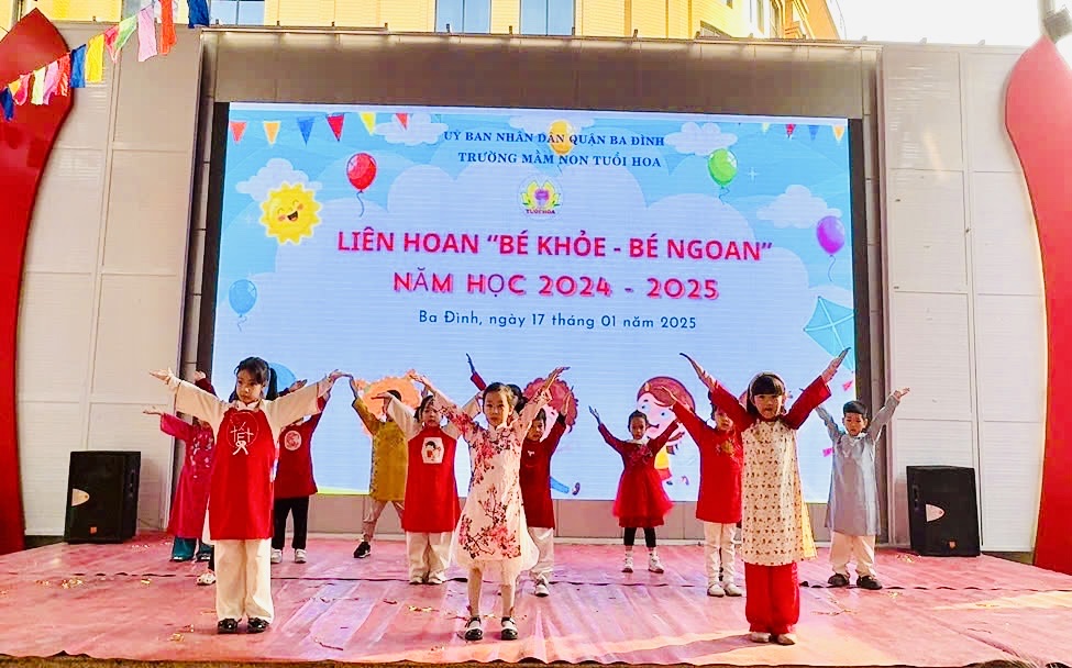 Trường mầm non Tuổi Hoa  tổ chức liên hoan "Bé khỏe - Bé ngoan" cấp trường
