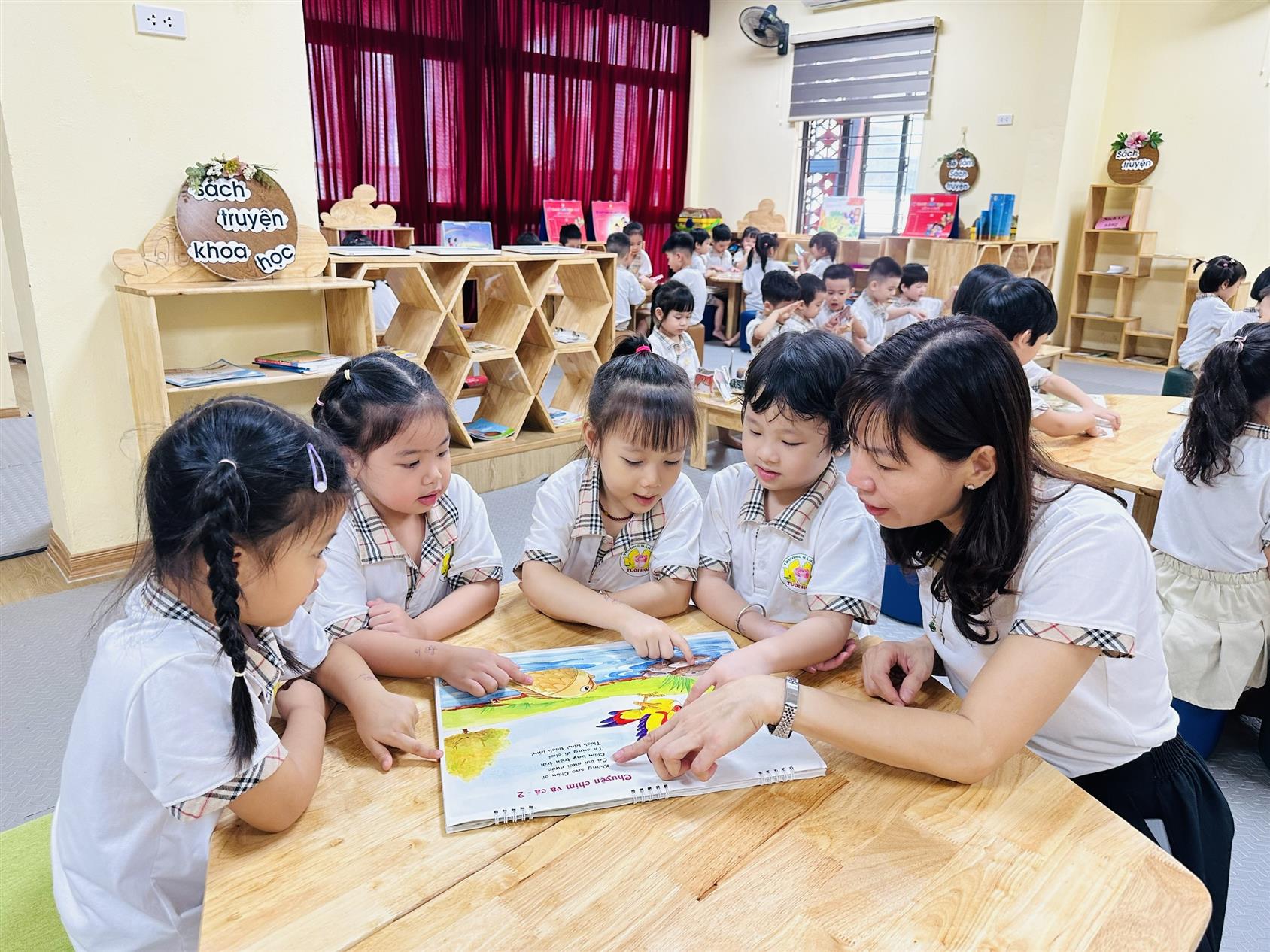 Ngày hội sách của các bé lớp B2