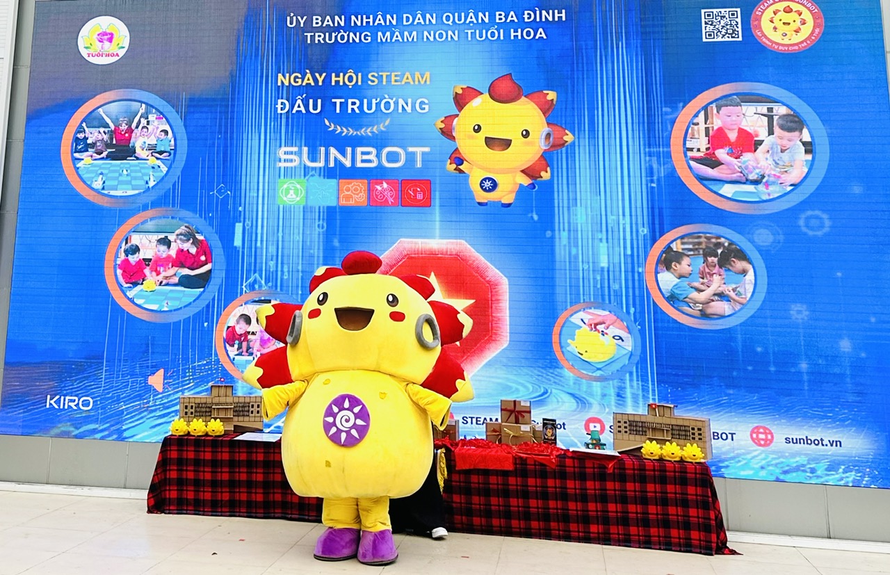 Lớp A4 đã tham gia hội thi “ Ngày hội Steam đấu trường Sunbot ”