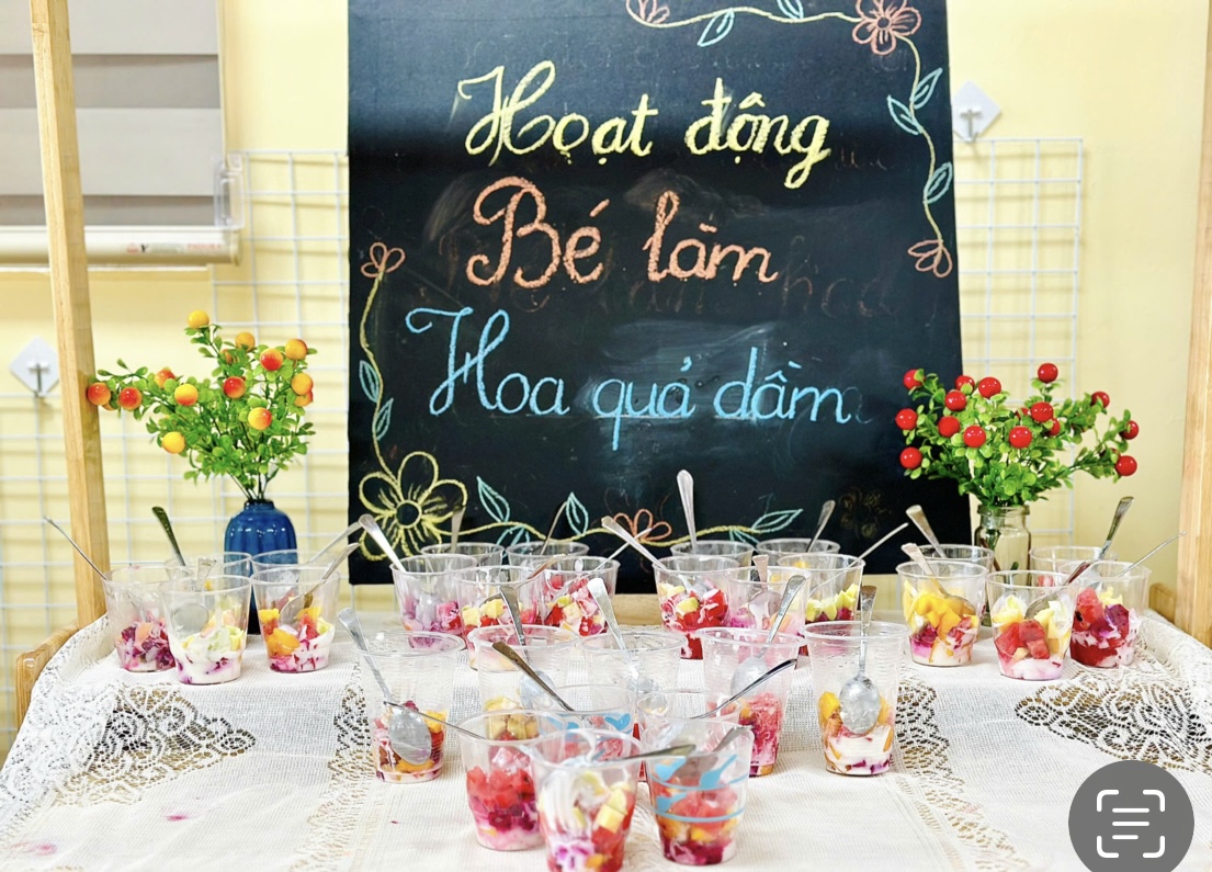 Hoạt động trải nghiệm thú vị  của các bé lớp Mẫu giáo nhỡ B1