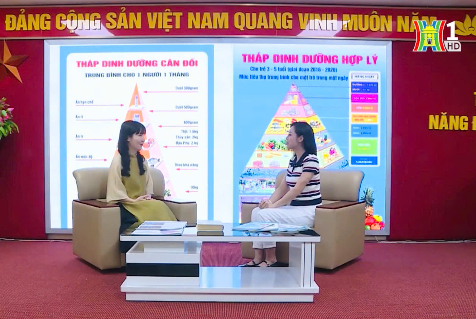 Trường MNTuổi Hoa, phường Giảng Võ với phóng sự “Vì trẻ em” do đài truyền hình Hà Nội thực hiện