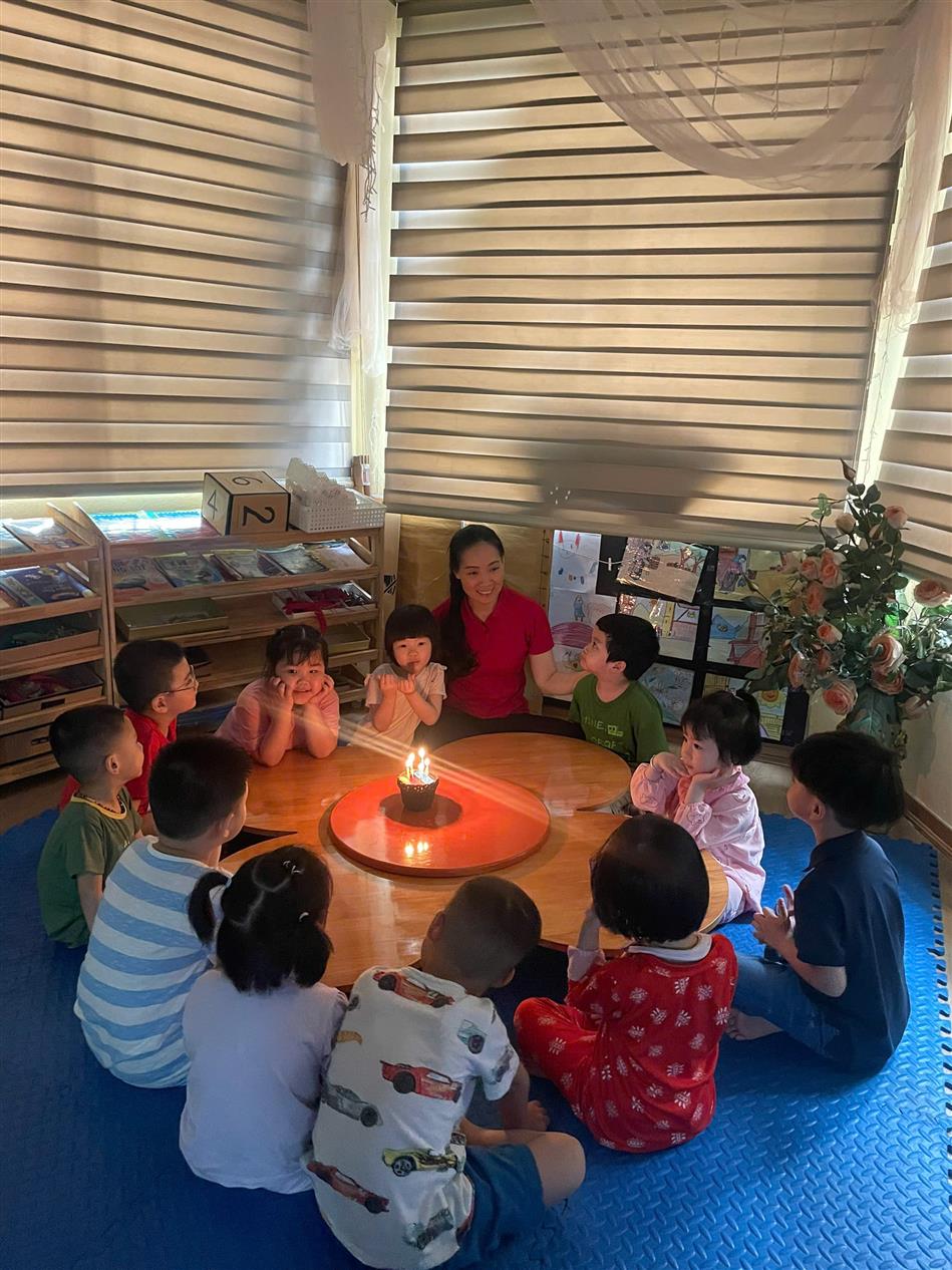 Hưởng ứng Giờ Trái Đất của các bạn nhỏ lớp B3