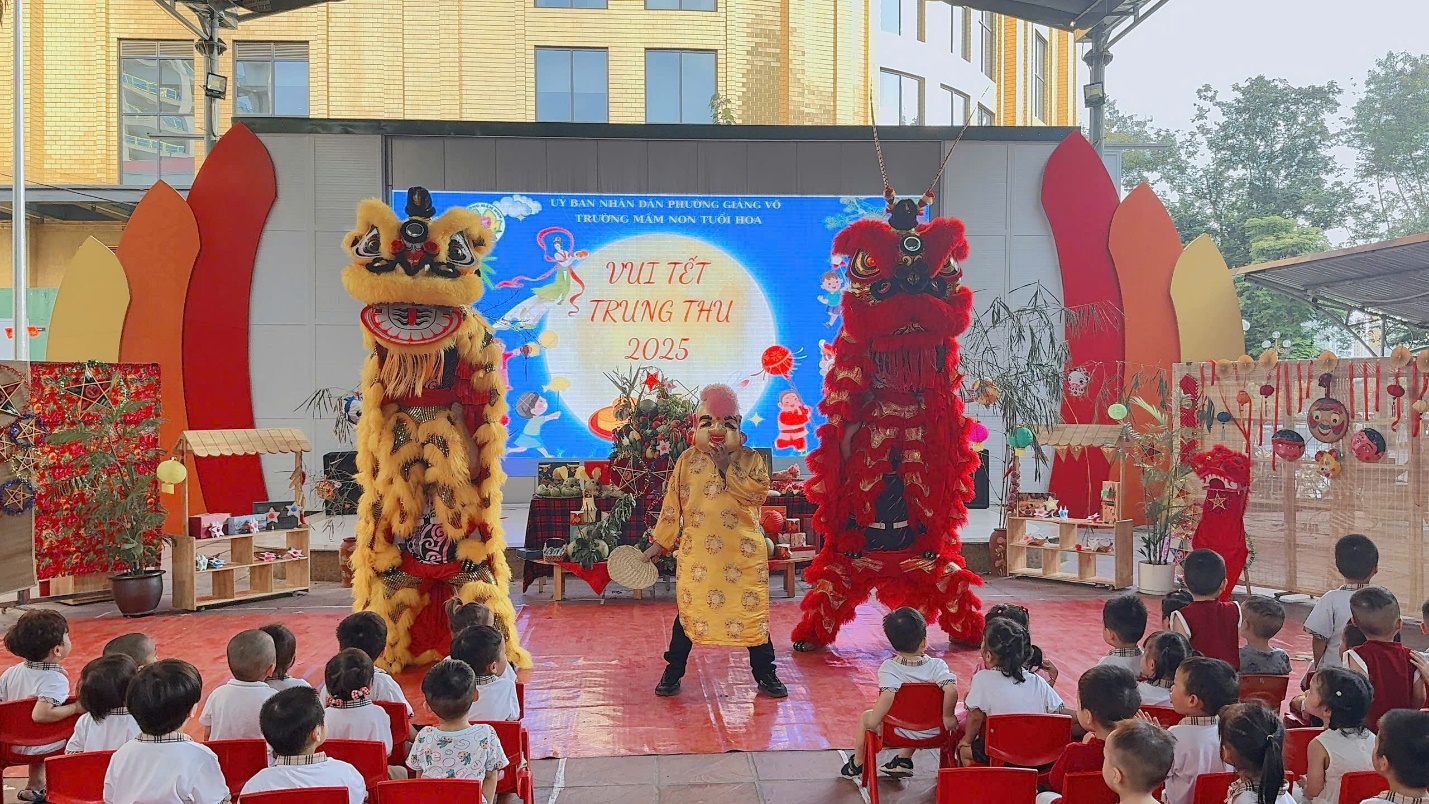 A group of people performing on stage

AI-generated content may be incorrect.