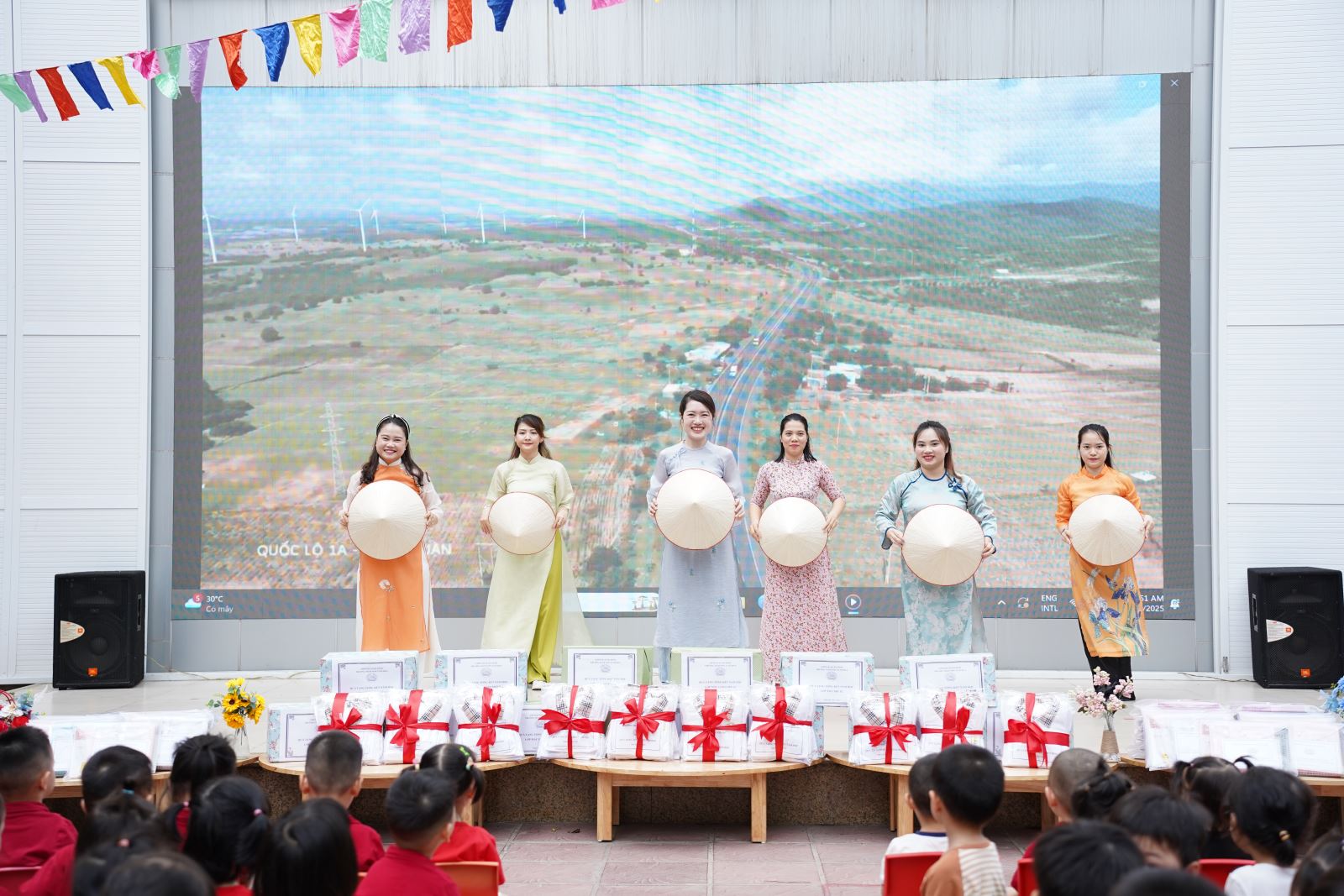 https://mntuoihoa.badinh.edu.vn/UploadFinder/images/DSC05728.JPG