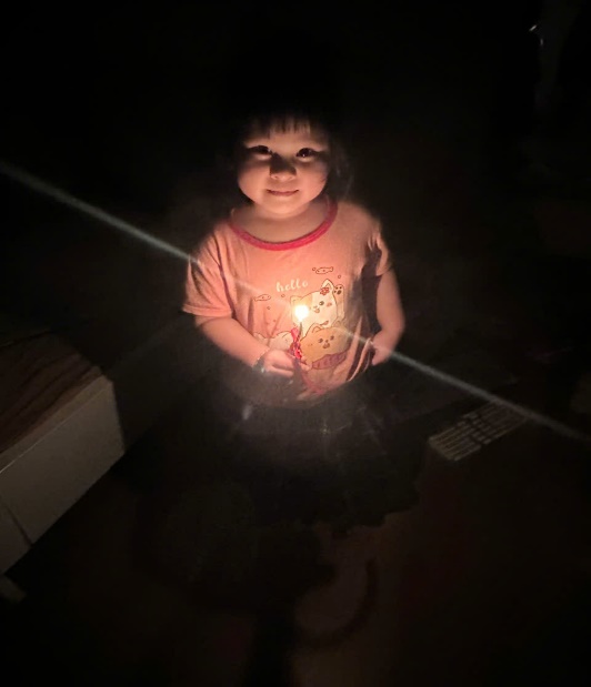 C:\Users\THANH GIONG\OneDrive\Máy tính\gen-h-Gia Linh.jpg